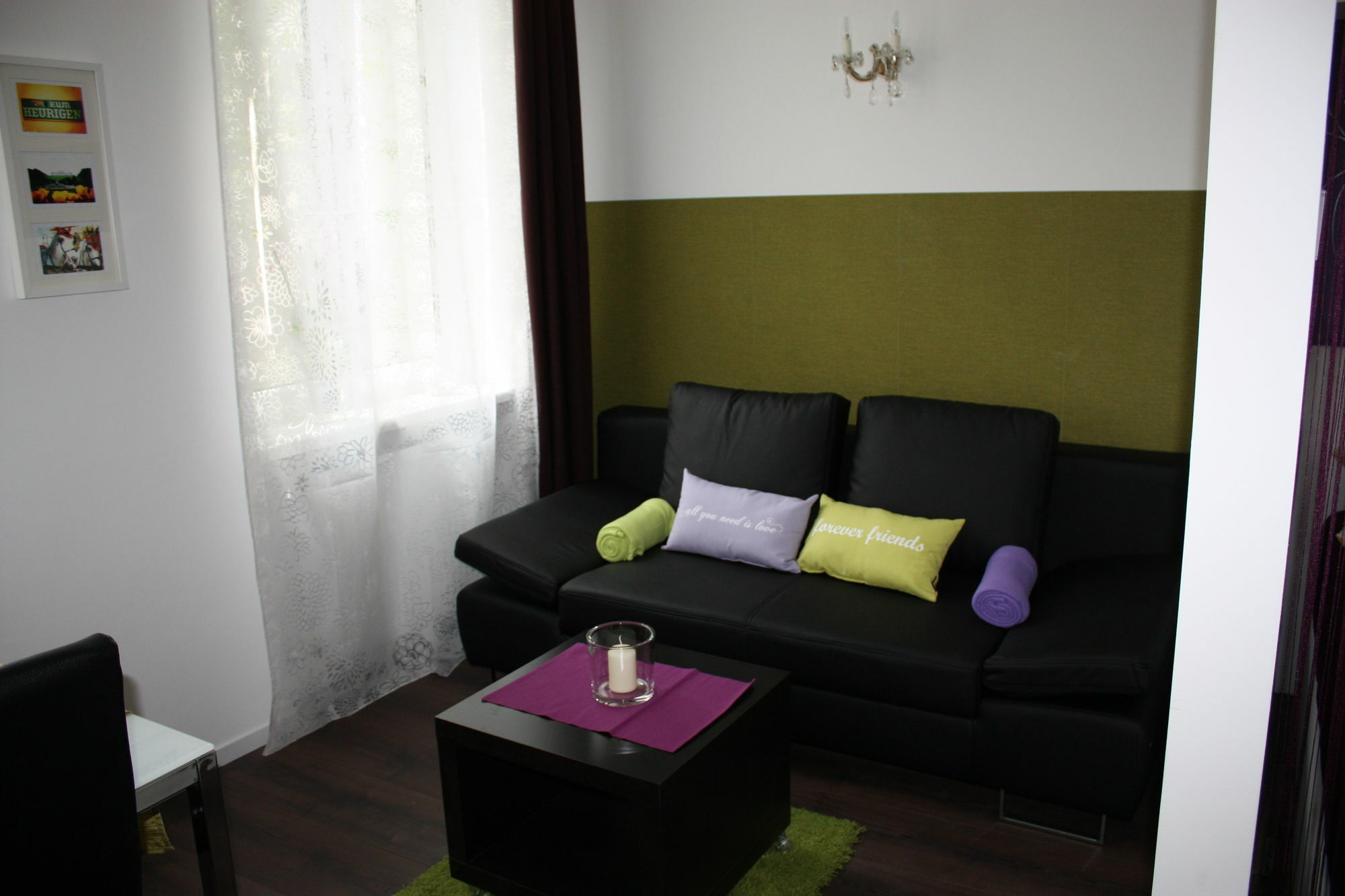 Govienna Small Modern 2* Wien